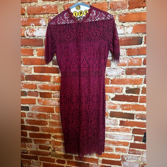 Lulu’s Remarkable Burgundy Lace Dress NWT Cocktail Party Formal.  Size S - Picture 2 of 5